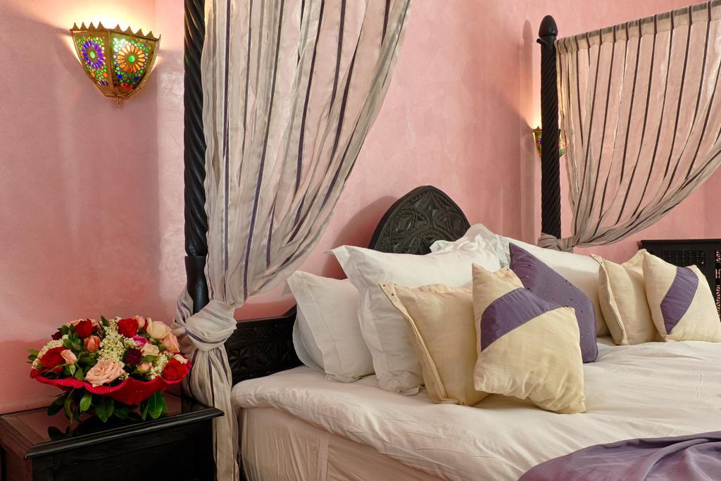 Palais Du Calife Riad Spa & Clubbing (Adults Only) Tangier Exterior photo