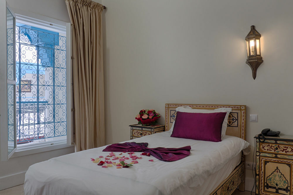 Palais Du Calife Riad Spa & Clubbing (Adults Only) Tangier Exterior photo