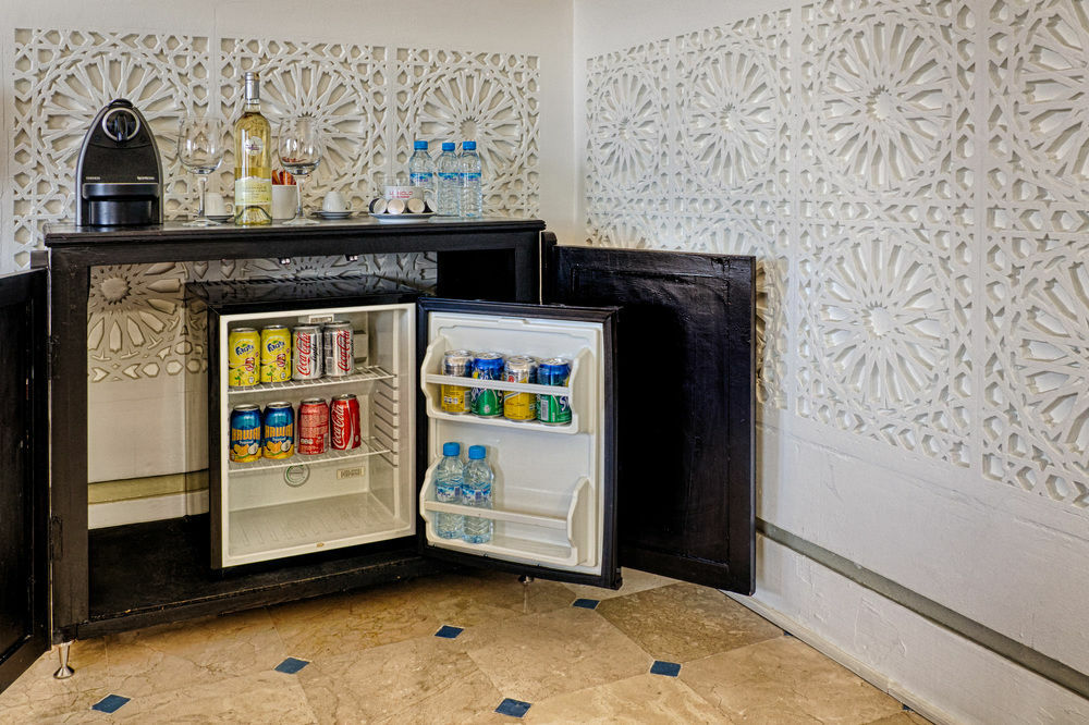 Palais Du Calife Riad Spa & Clubbing (Adults Only) Tangier Exterior photo
